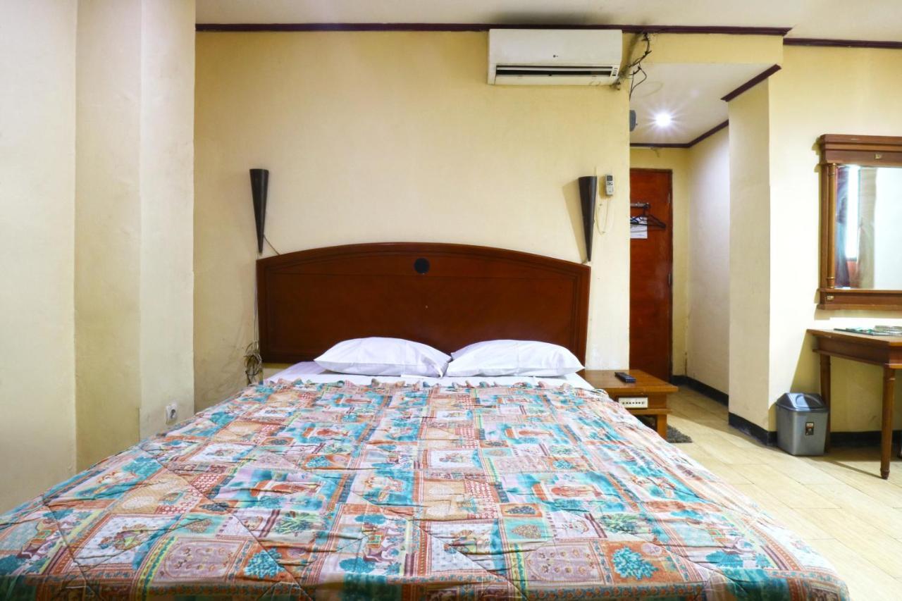 King Stone Hotel Mencil Luaran gambar